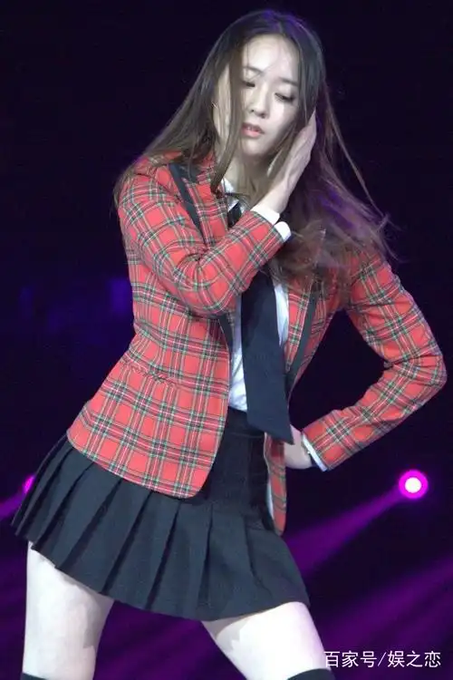 舞台上的郑秀晶,真的是魅力十足