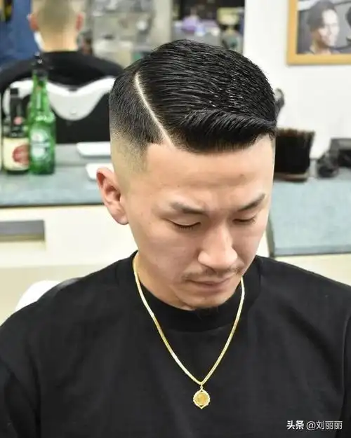男士短寸头发型2021,2023新年男发这样剪,真帅气,喜欢别错过 - 冷求网
