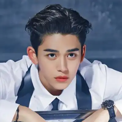 lucas黄旭熙头像