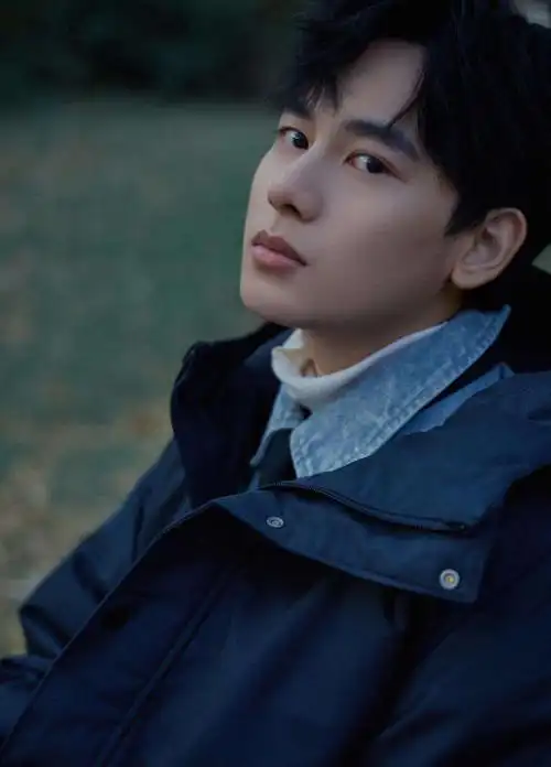 (嫩绿色的小胡会喜欢什么颜色的麻袋?