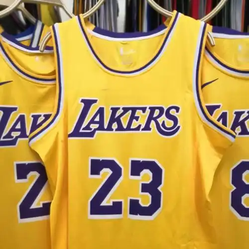 热压湖人队23号詹姆斯球衣2019赛季新款黄色白色背心