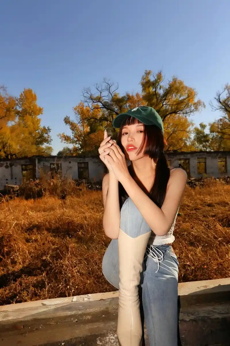 看到你现在女朋友照片了 - 抖音