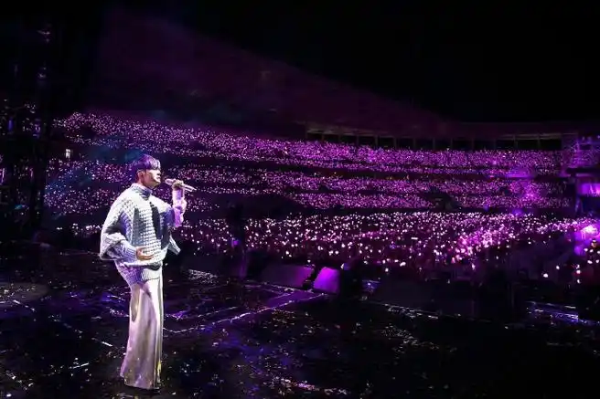 麦芽糖11.夜的第七章12.威廉古堡13.零-柯有伦14.龙卷风15.给我一首