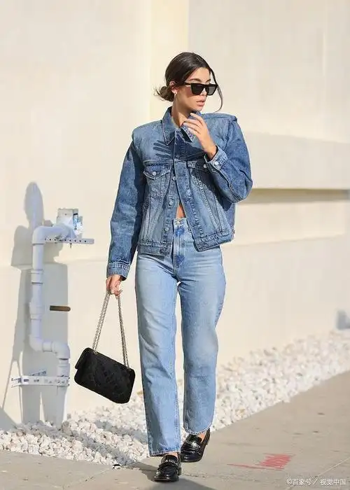 如何搭配牛仔上衣?这些穿搭技巧一定要学会!