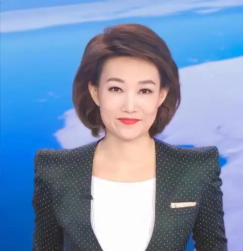 央视国脸李梓萌,美得正气凛然|女主播|新闻联播|央视主持人|中国中央