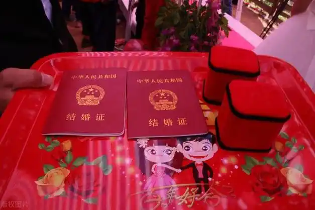 网易首页>网易号>正文申请入驻> 就这样我去年和张扬结婚了.