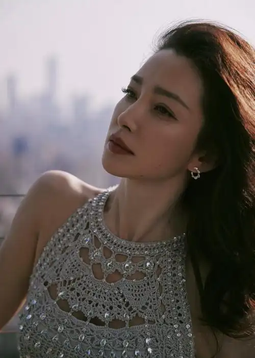 李冰冰超话##李冰冰波光云影大片##李冰冰时装周状态##李冰冰啃秀