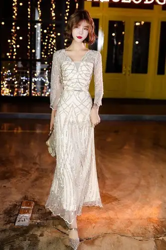 香槟色宴会晚礼服女2020新款气质高贵连衣裙高端大气优雅显瘦学生