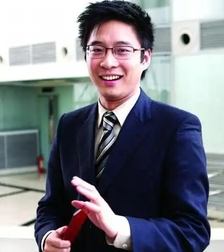 图霍启山历届女友盘点好事将近欲求婚嫩模