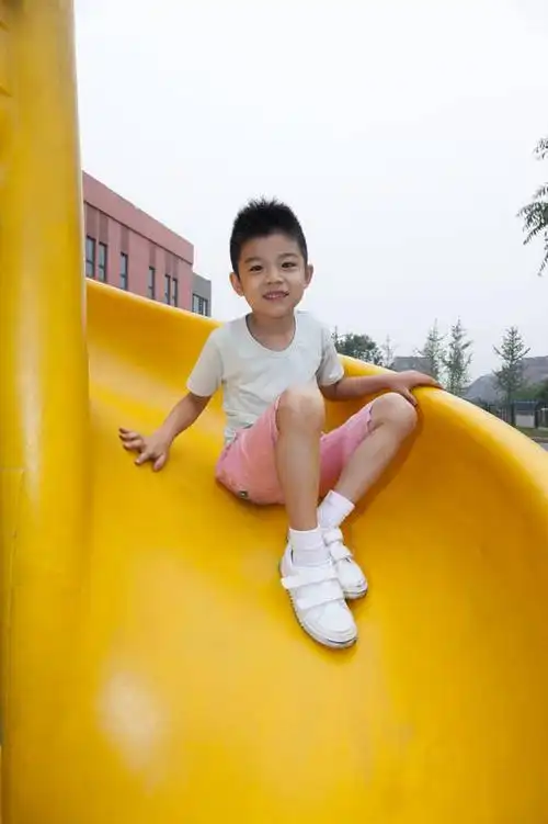 娱乐设施,滑滑梯,滑梯,放松,可爱,童年,童趣,幼儿园,摄影,活泼,成长