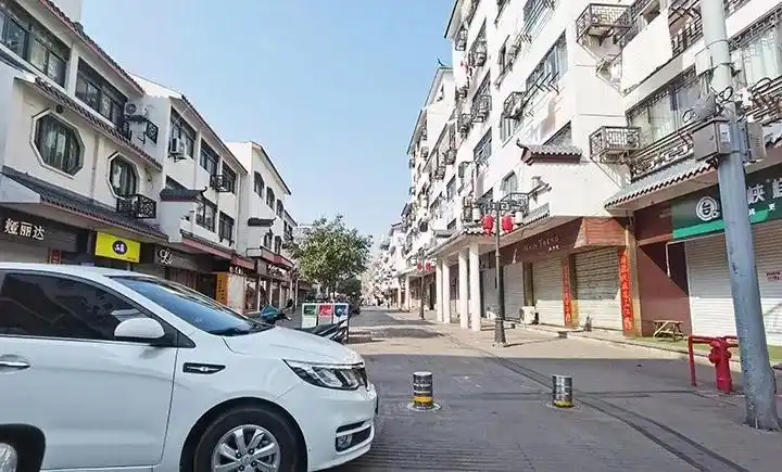 新盛街…也沉寂了年年灯会的庙湾古城没有堵车的阜城大街现在带你直击