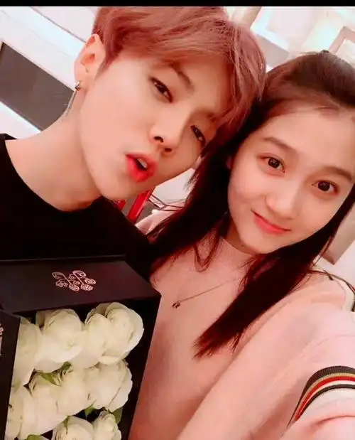 一张照片,戳穿了鹿晗的"尴尬",陈道明的话,总算有人信了!