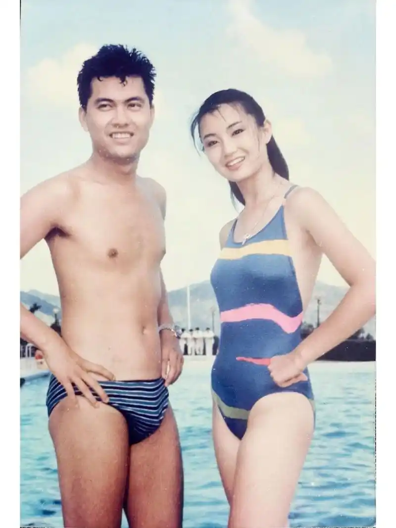 张曼玉和吕良伟年轻时候的相片