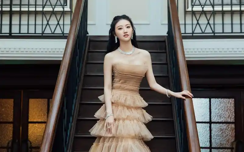 景甜仙气性感高清桌面壁纸