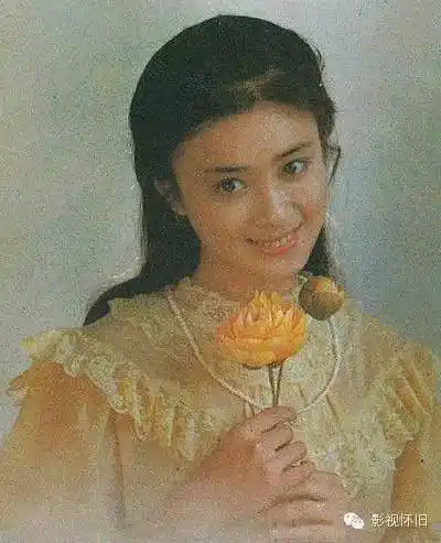 傅艺伟:没想到你是这样的妲己