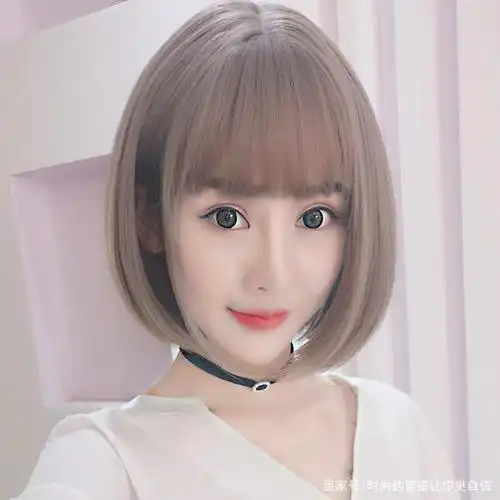 国字脸怎么改善脸型?通过这三种发型改善脸型,让脸部更显小