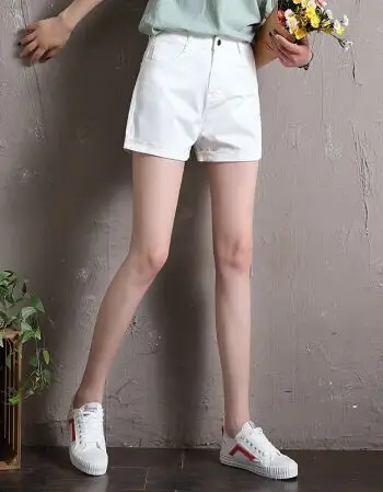 卜吻 牛仔短裤女2018夏季新款韩版宽松大码百搭显瘦高腰白色卷边热裤