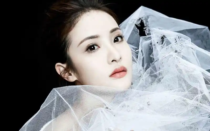 赖雨濛性感写真图片桌面壁纸.分享一组美女明星赖雨濛性感写真图片壁