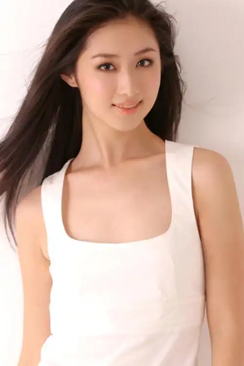 涂黎曼 | 大陆女星 | 明星档案 | 图治(上海)文化传媒有限公司