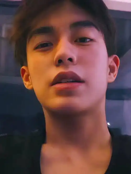 余庆伟高清壁纸