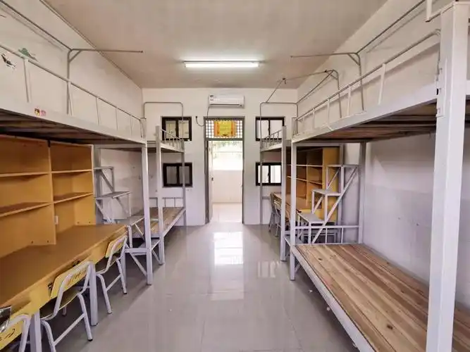 为什么都选择了厦门这所学校?来听听学生和家长怎么说!