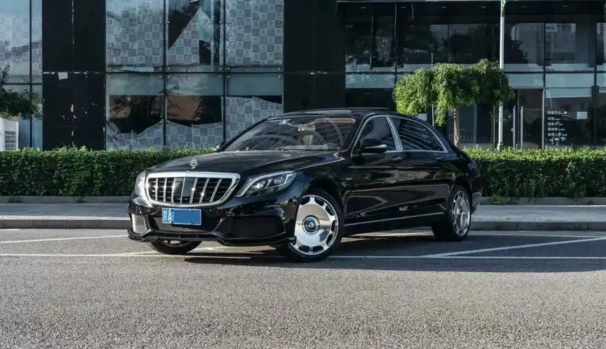 梅赛德斯奔驰迈巴赫s600