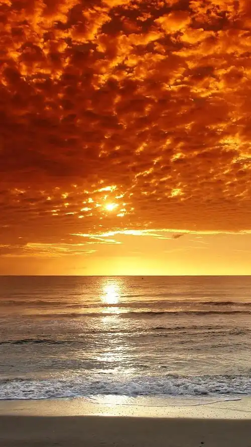 海边夕阳渐变风景h5背景