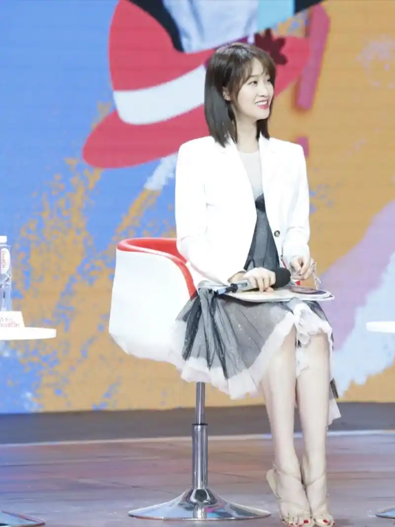 蓝盈莹  美腿玉足合集[三哈]