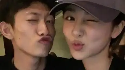 张一山说杨紫从小就很漂亮,看《长相思》吻戏,惊讶到合不拢嘴