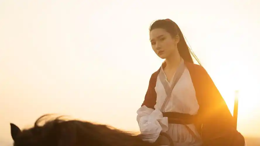 古风红衣侠女冷艳英姿魅力写真