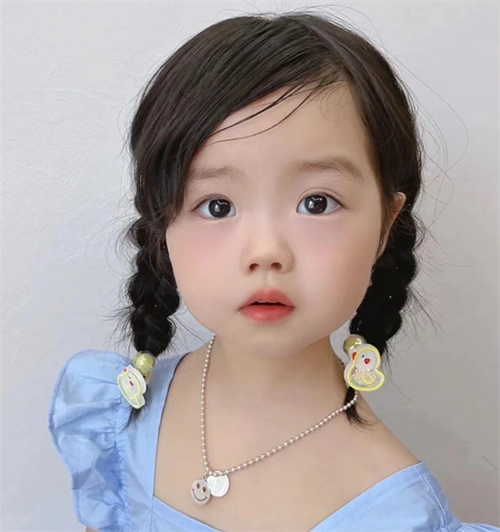 可爱软萌的半扎发,夏季爆款发型,斜扎的苹果头俏皮甜美.时髦精