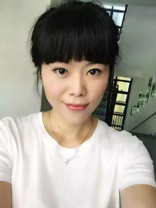 40岁离异女征婚照片(id:1028463)_广东深圳征婚交友_我主良缘网