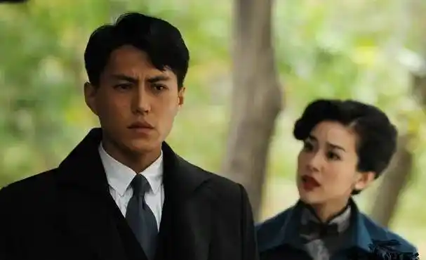 靳东,周扬抗日谍战剧《特殊争夺》一场关于人才信念和爱情争夺战_陆