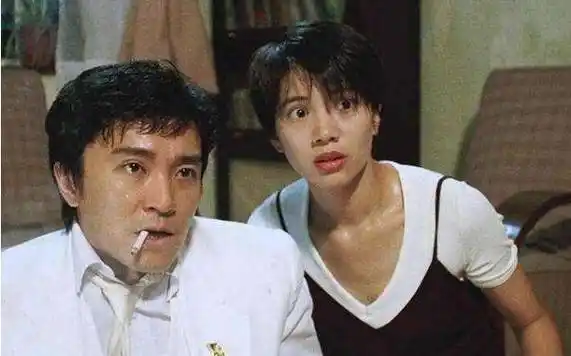 《国产凌凌漆》,看似喜剧却别有深意的讽刺,最美袁咏仪_周星驰_电影