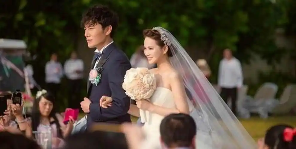 回顾伊能静出轨黄维德被渣嫁小十岁老公婆婆把她当亲女儿