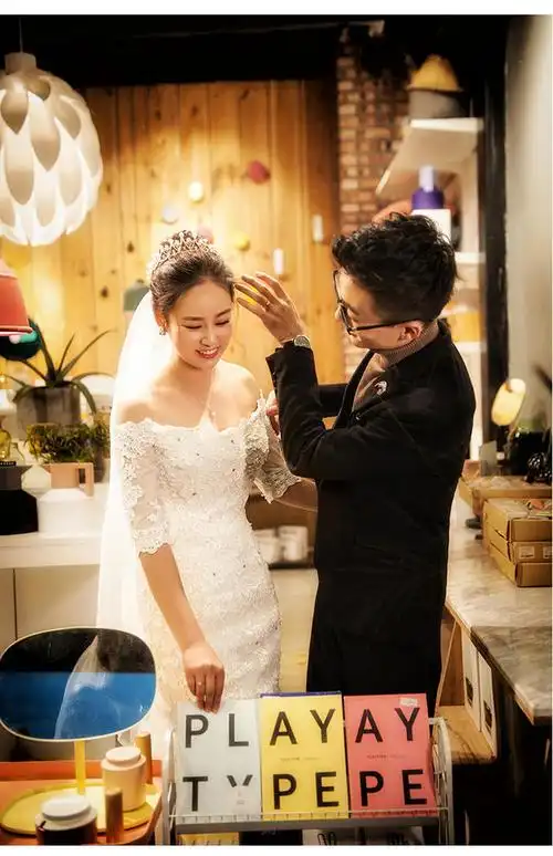 真实客片/客照/教堂唯美温馨婚纱照成都外景结婚照