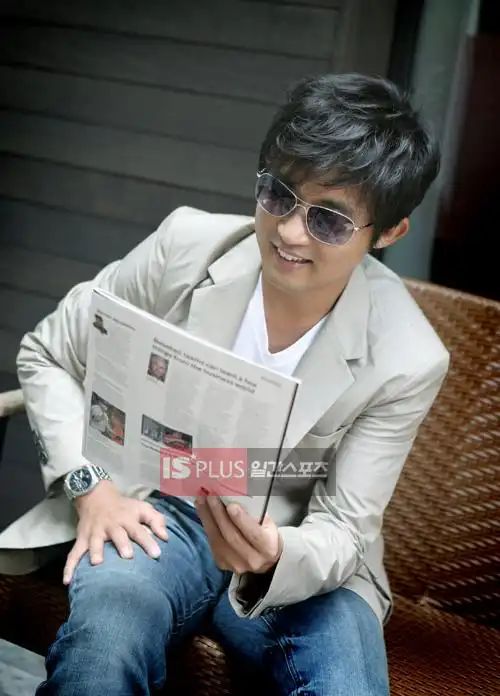 安在旭采访0728isplus采访新闻组图