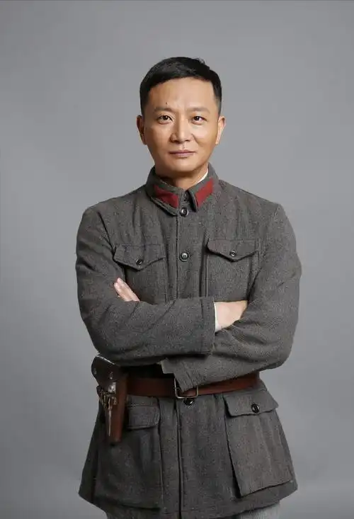 赖寿章在《绝密使命》中,是大反派还是卧底?