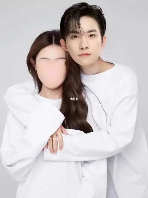 易烊千玺生日快乐鸭~谢谢给我们的浪漫网站