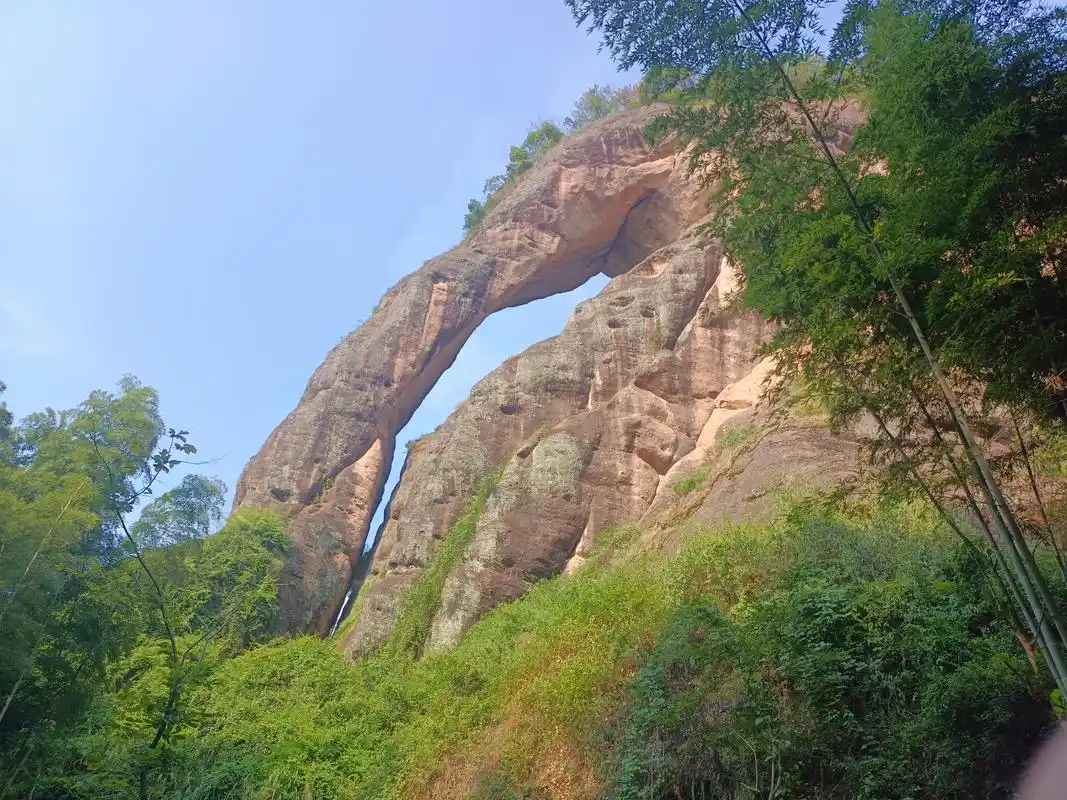 江西省龙虎山景区-象鼻山