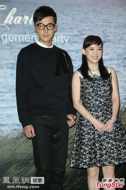 胡歌与曾宝仪亮相.