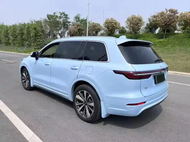 蓝色高颜值理想one