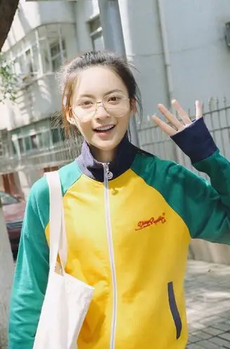 孙安可清纯可爱春日写真图片19