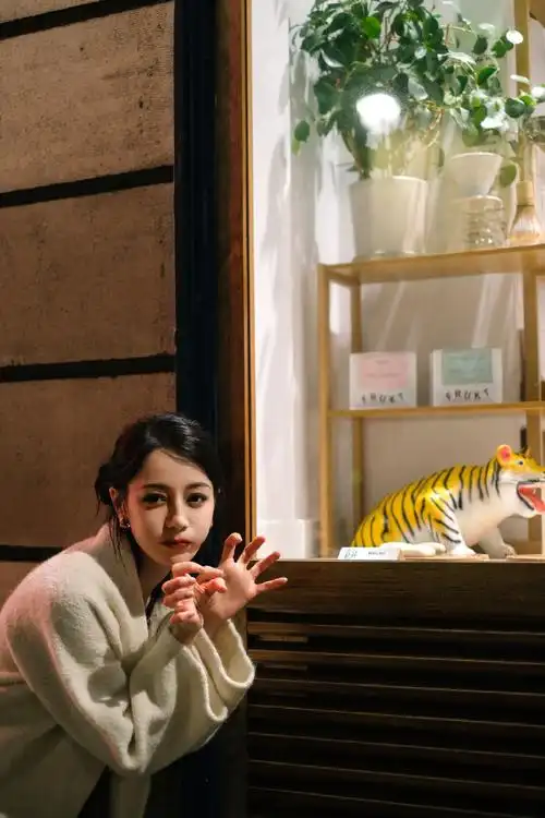 迪丽热巴好可爱的小脑薯