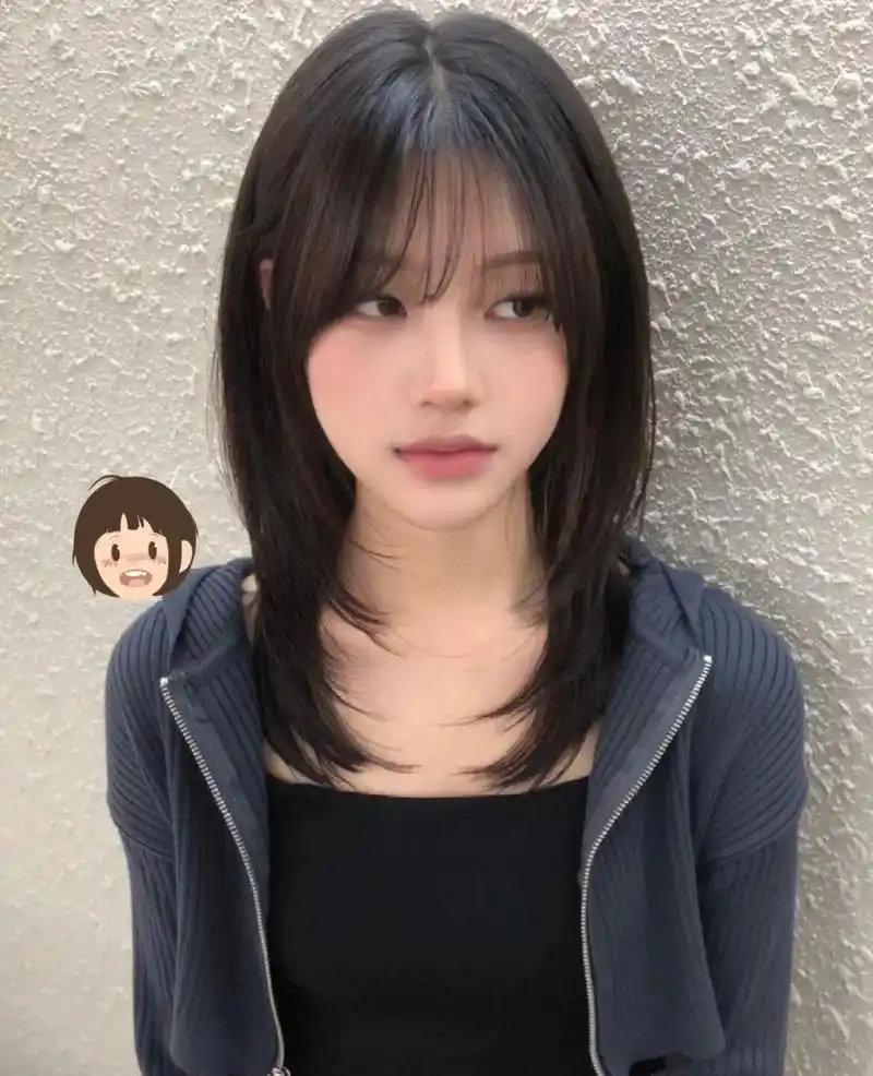 73方圆脸女生无法拒绝的修容层次锁骨发!