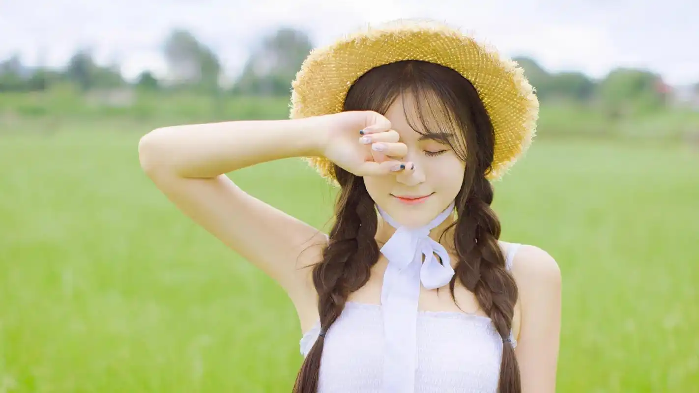 性感美女吊带诱惑高清壁纸高清大图预览1920x1080_美女壁纸下载_美桌