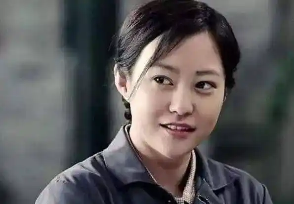 41岁郝蕾近照,隐瞒了6年的帅气老公,原来是我们熟悉的他_邓超_李光洁