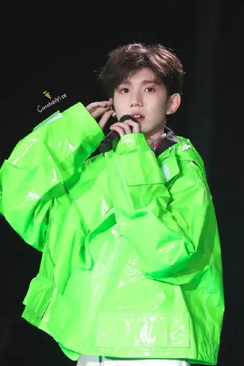 小绿衣就是我我就是你们的小绿衣98@tfboys-王源#王源看我们如何