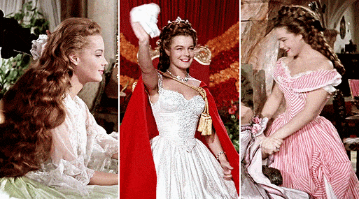 研究了《茜茜公主》里的搭配,被罗密惊艳了,至今都想拥有同款_漂亮