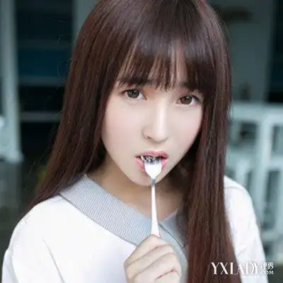 齐刘海长直发内扣发型展示 4款清新直发保你虏获直男